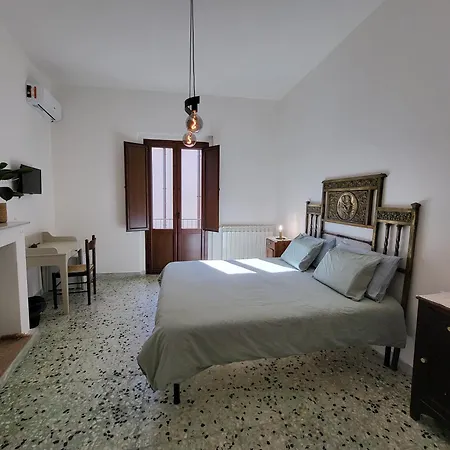 La Sacristana Bed and Breakfast *