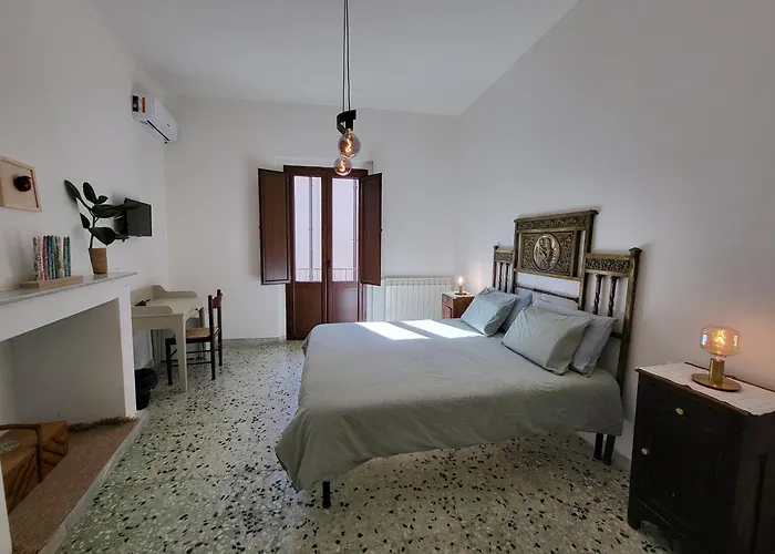 La Sacristana Bed & Breakfast *